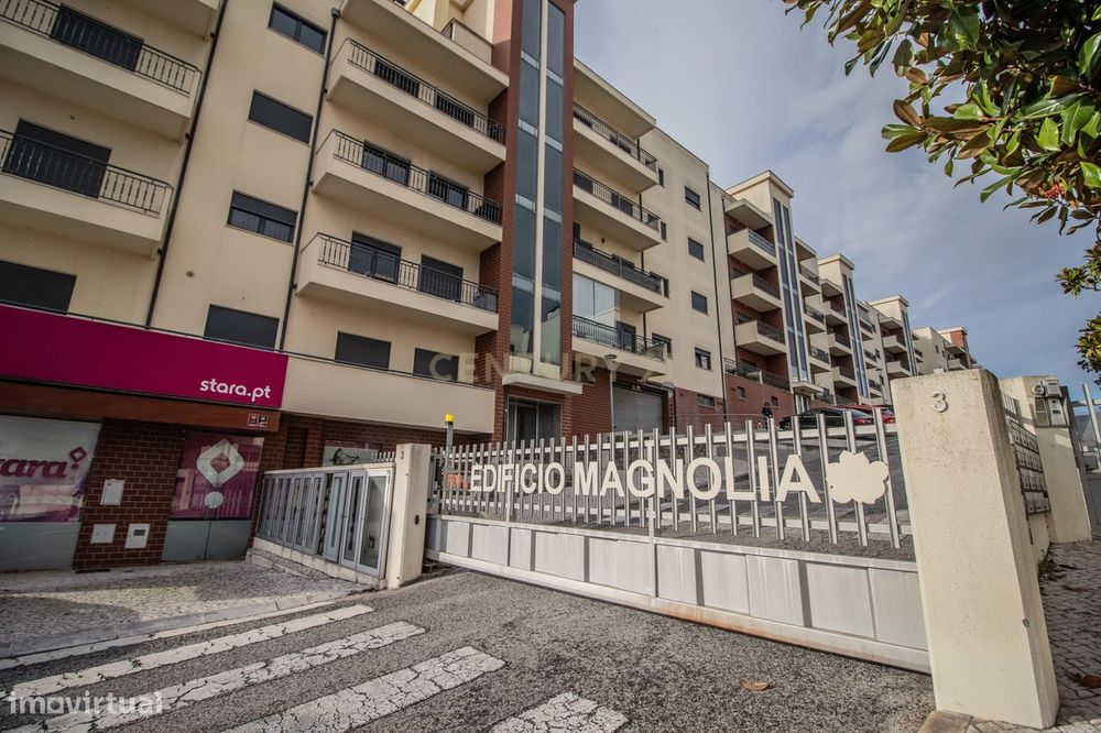 Garagem à venda na Chã, Tavarede, Figueira da Foz - 20m² por 25.000€