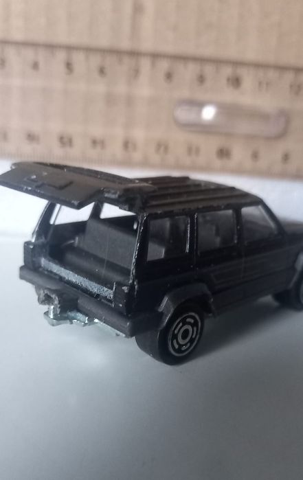 Cherokee 4x4 majorette