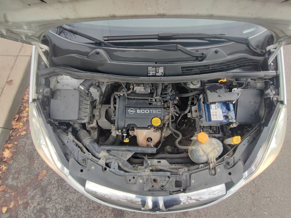 Opel Corsa D 1,0 benzyna 2009 rok zarejestr hak