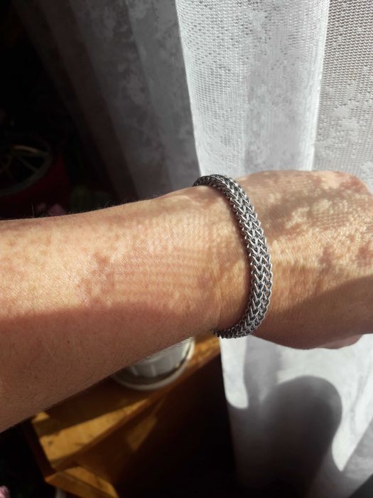 Браслет з нержавіючої сталі