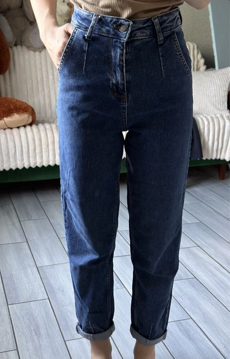 Жіночі   джинси.