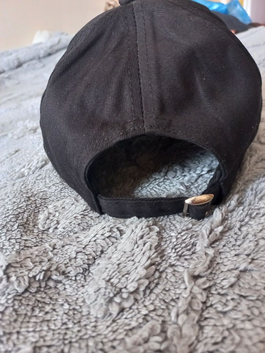 Nowa czapka z daszkiem tommy
