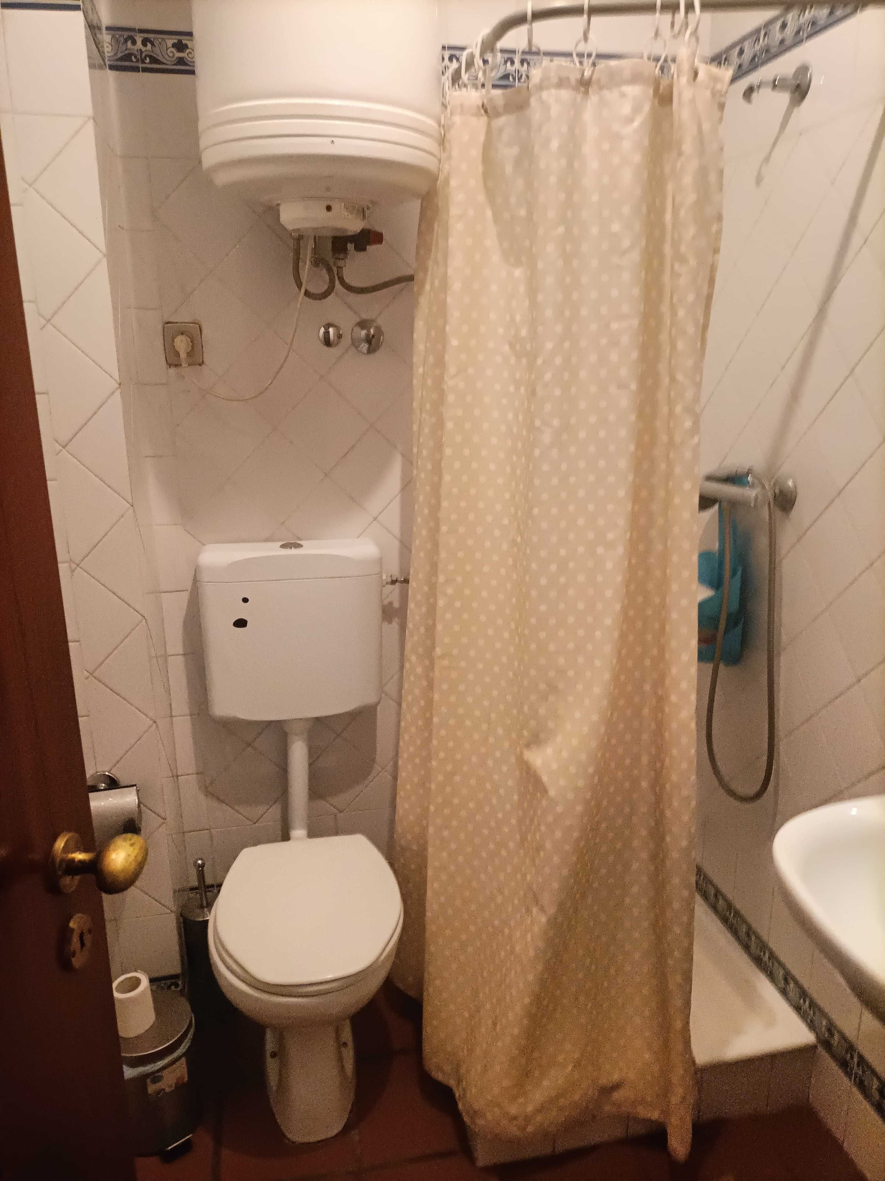 quarto confortável perto do metro (M/F)