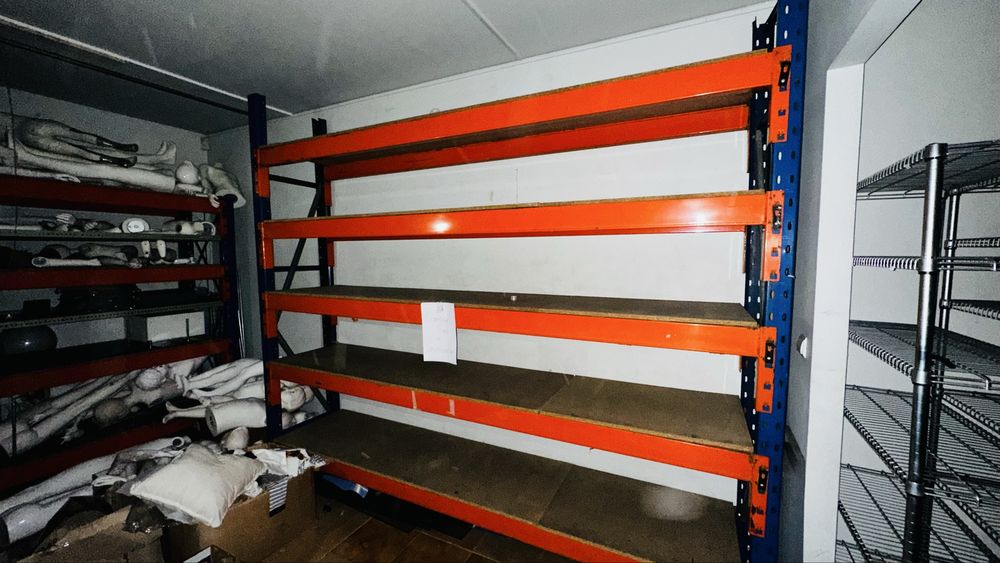 3 Estantes/racks de armazém