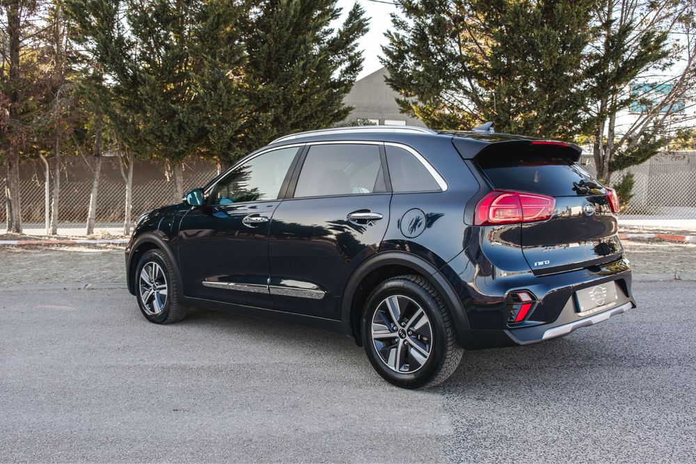 Kia Niro 1.6 GDI Tech Hybrid Plug In (Financiamento disponível)