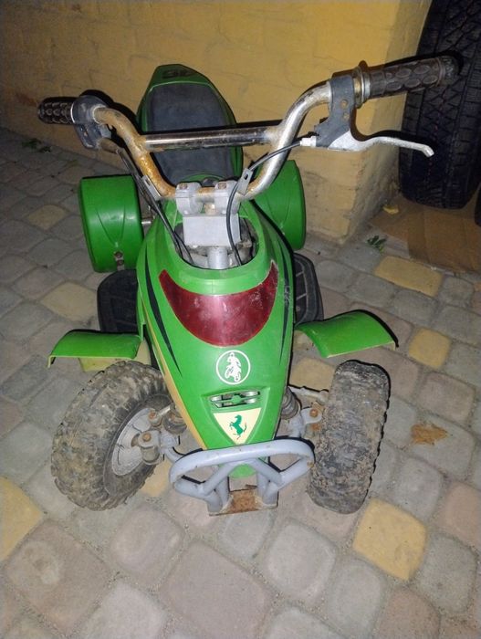 Дитячий квадроцикл