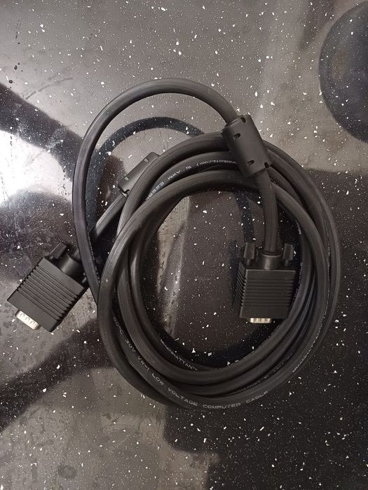 Кабель для компьютера