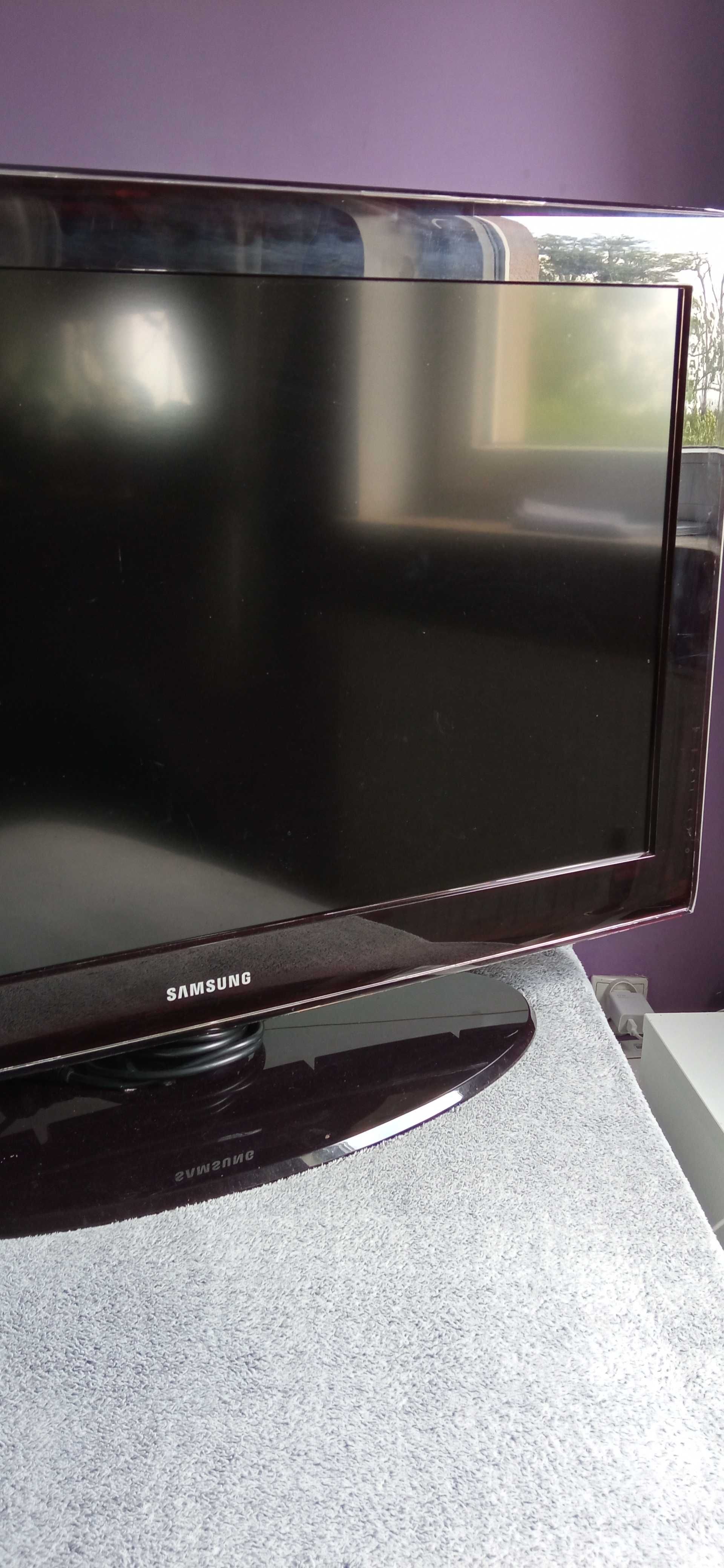Uszkodzony telewizor Samsung model LE37A615A3FXXH 37 CALI