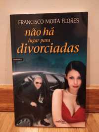 Não há lugar para divorciadas