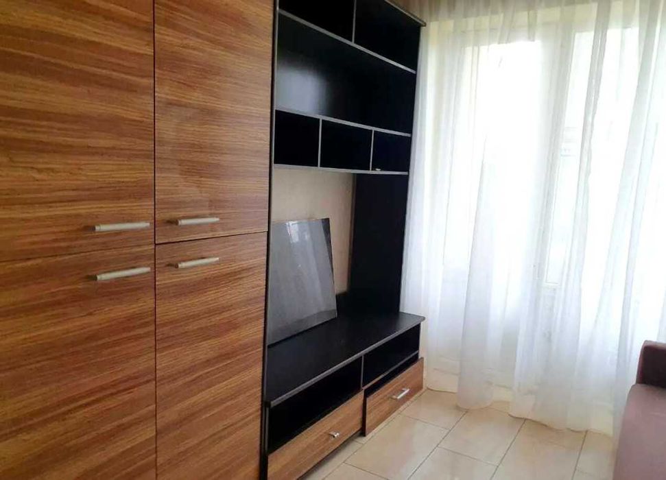 Продам смарт-квартиру с капитальным ремонтом, метро - 10 минут