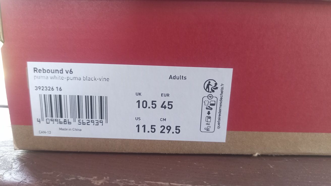 Buty Puma Rebound V6 45/29,5 cm