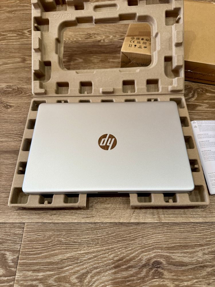 Ноутбук HP 15s-fq5340tu НОВЫЙ!