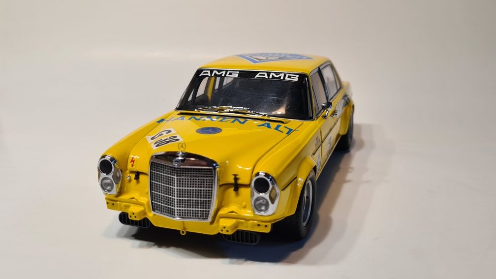 Mercedes 300sel AMG Minichamps 1 18