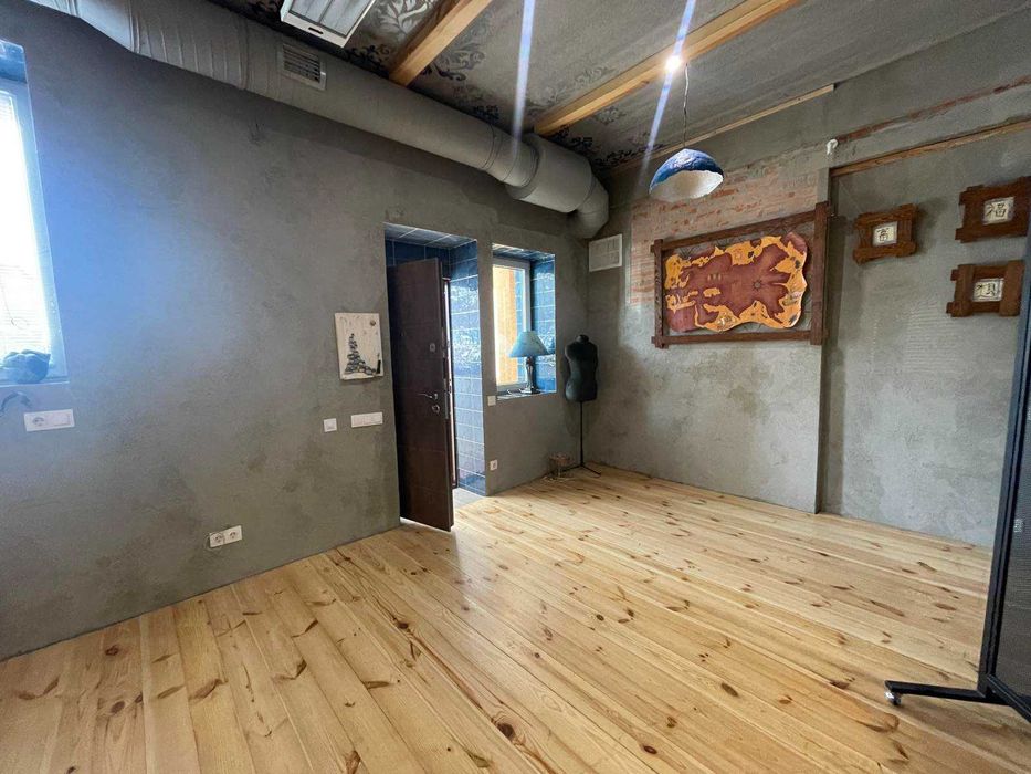 Приміщення вільного призначення в ЖК “Волошковий”