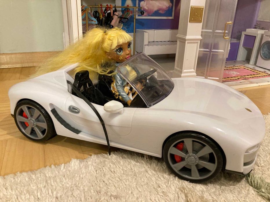 Domek  dla lalek Rainbow High House