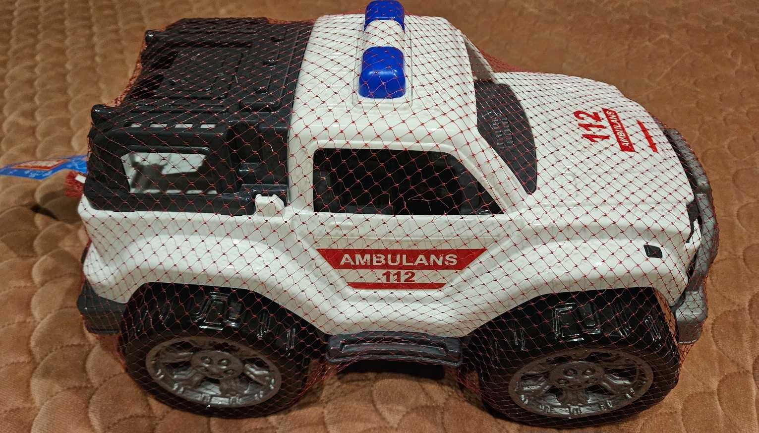 Nowy Biały samochodzik Ambulans Ponicio Toys