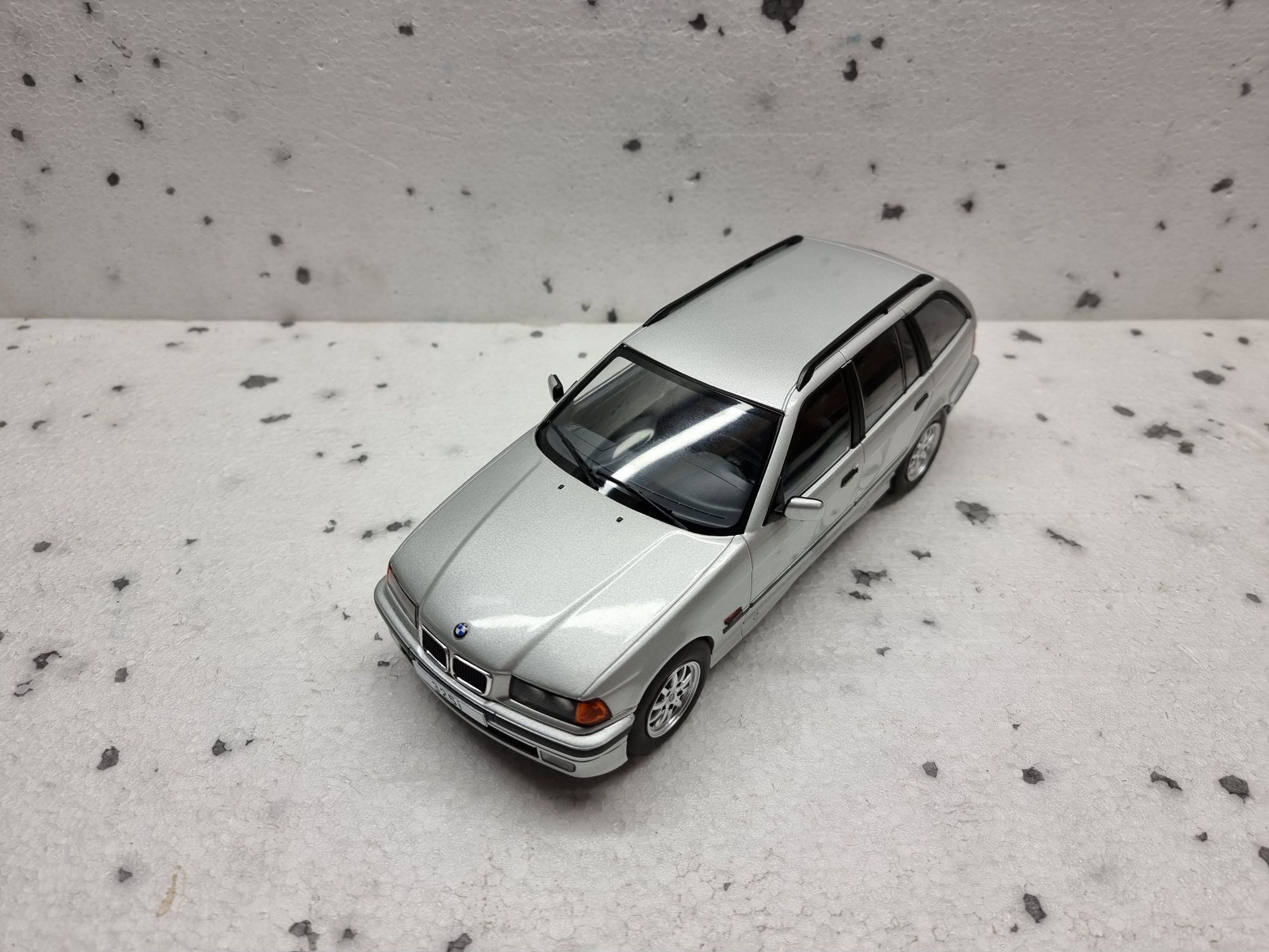 Bmw e36 mcg 1/18 norev minichamps kyosho Otto ottomobile autoart