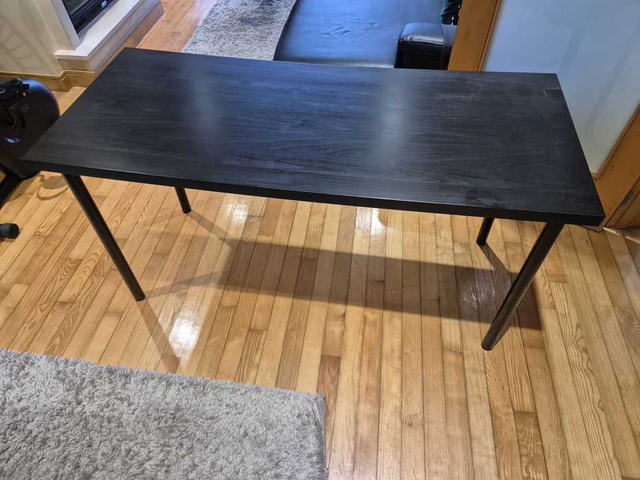 Secretária IKEA usada