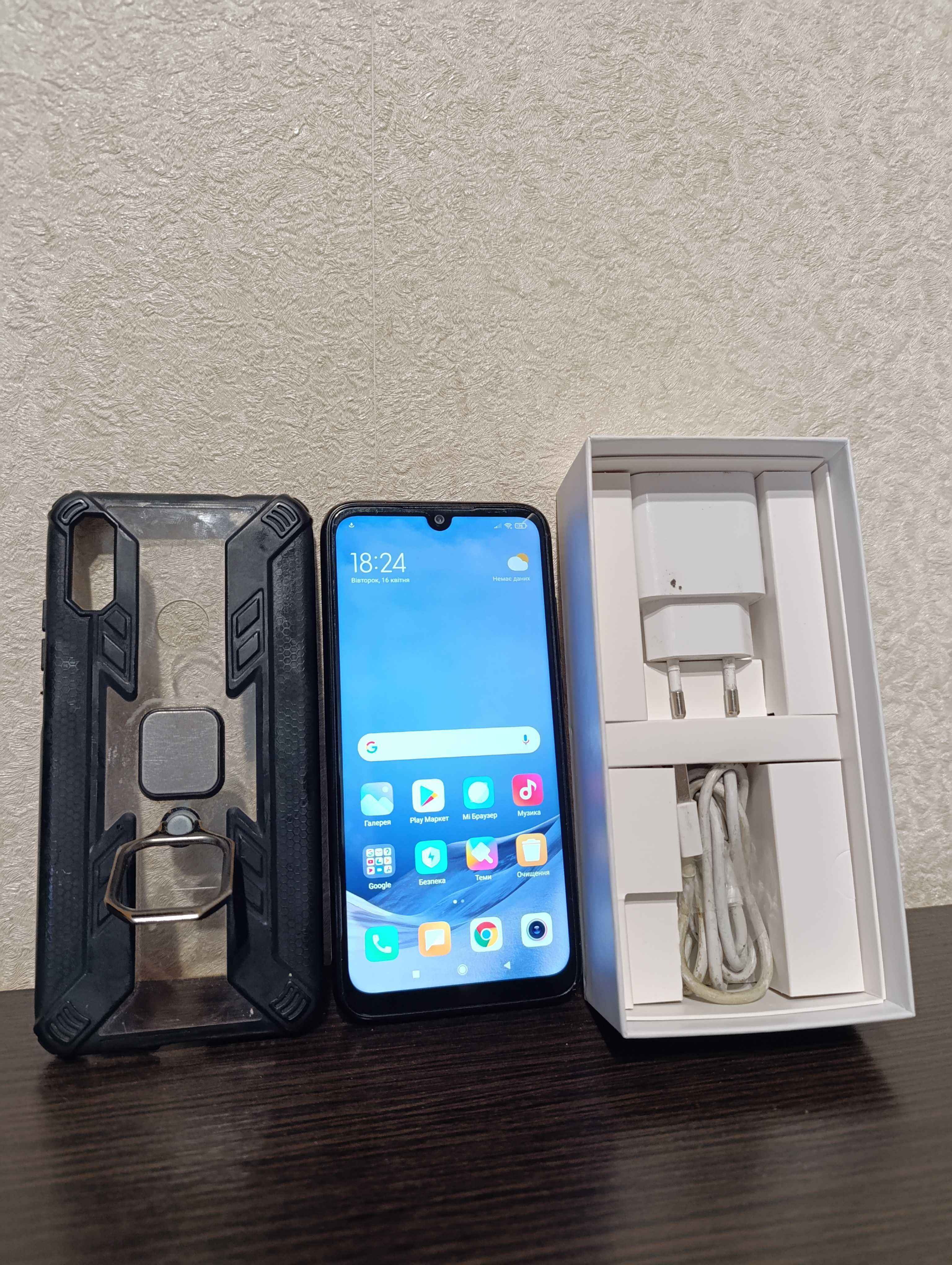 Смартфон Xiaomi redmi note 7
4/64gb