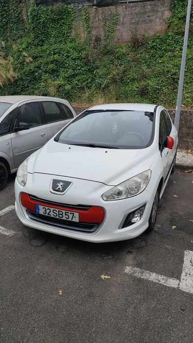 2012 Peugeot 308 ENVY 1.6 HDI 92 FAP 5 c/bola reboque