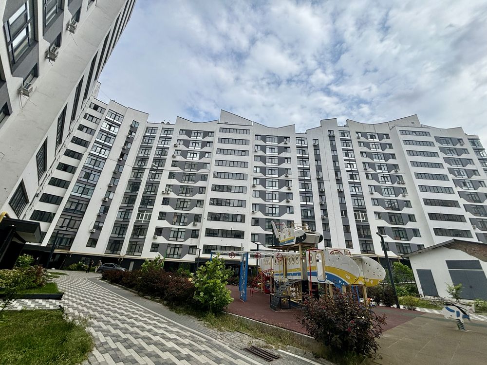 Авіатор. Продам 1к 45м2 поруч парк Щасливий. Газ опалення