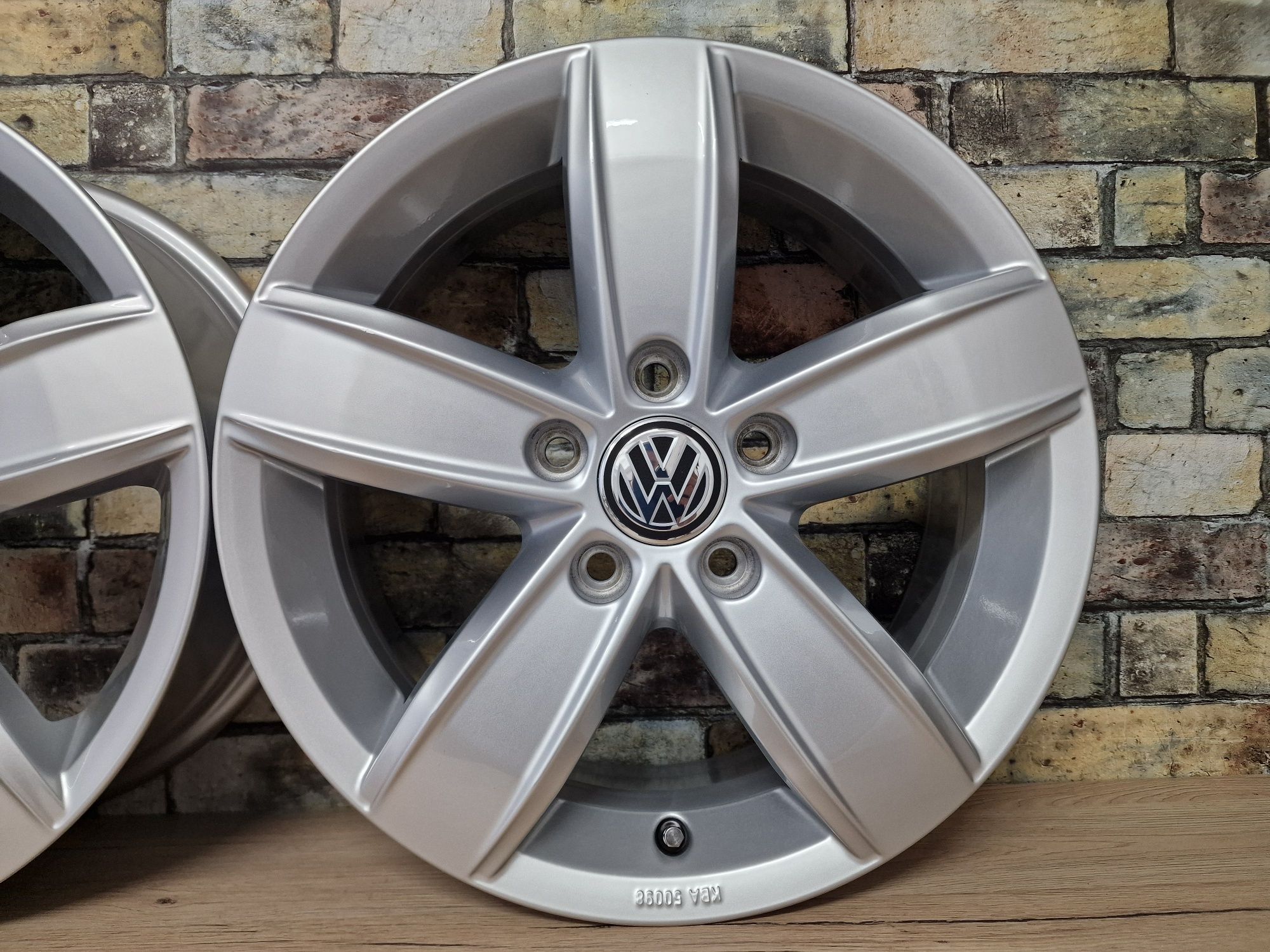 FELGI 16' 5x112 VW Caddy Golf Touran Jetta Passat Sharan T-Roc EOS