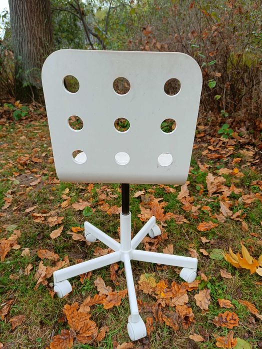 Krzesło obrotowe IKEA SNILLE białe