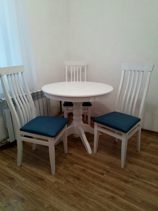 Обеденный стол раскладной. Розкладний стіл на кухню обідній овальний.