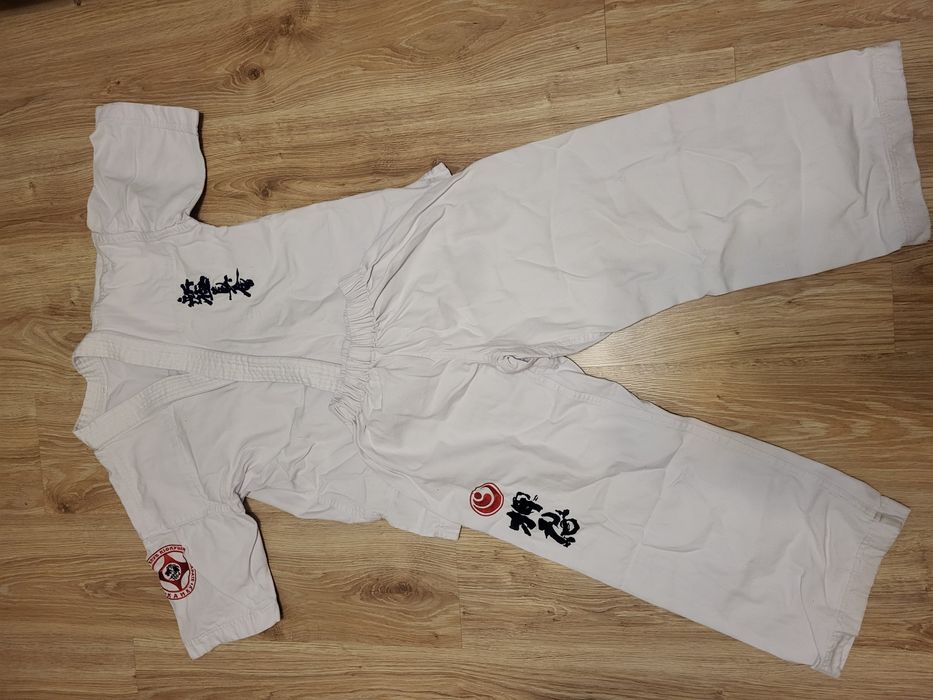 Кімоно на карате, Тхеквондо, захисти, рукавиці для карате