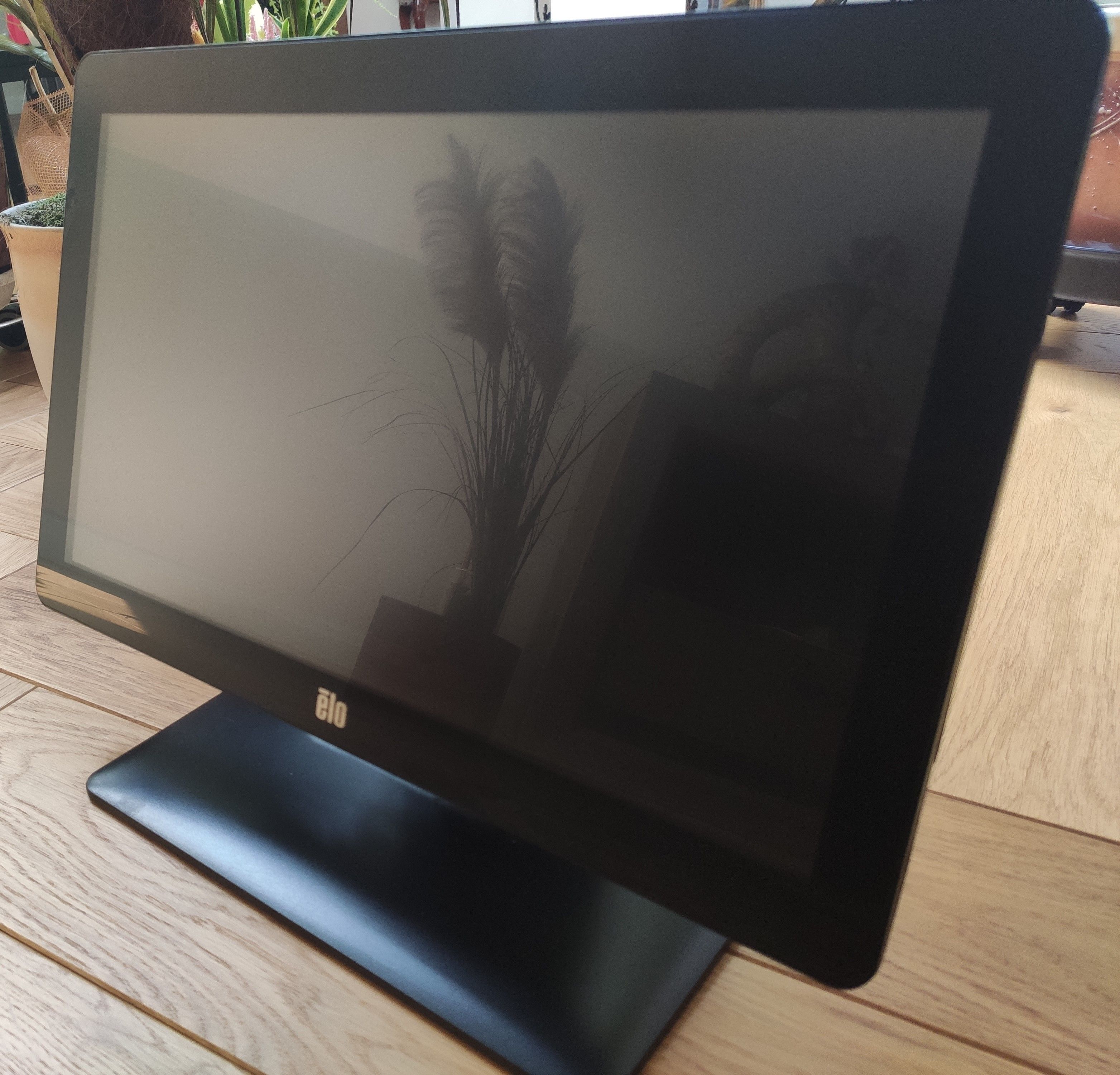 Monitor dotykowy ELO 1502L Projected Capacitive + podstawka
