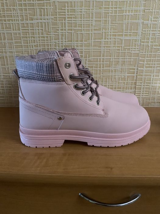 Женские ботинки…