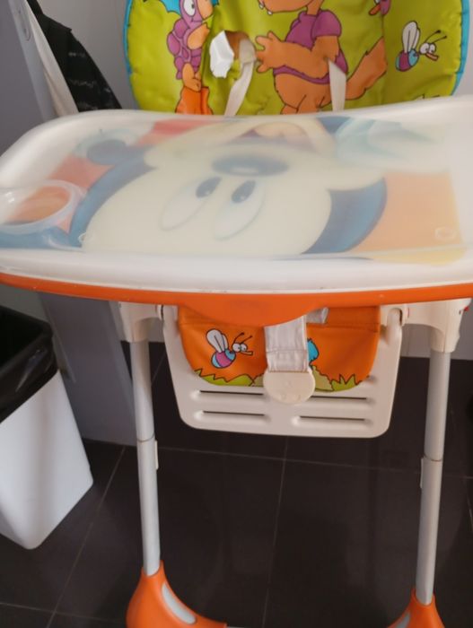 Cadeira de alimentação