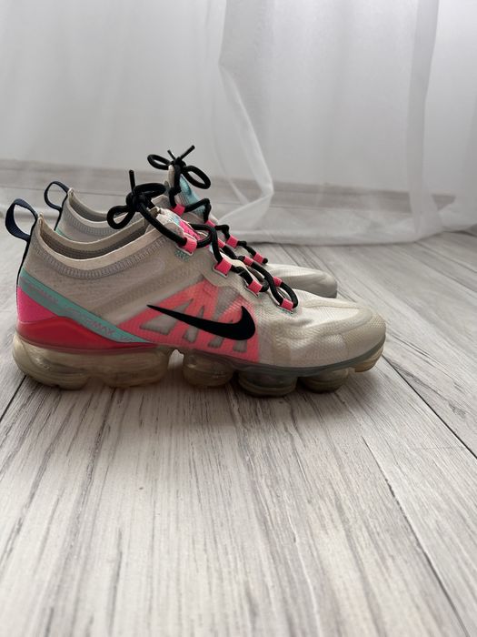 Nike Vapor Max.