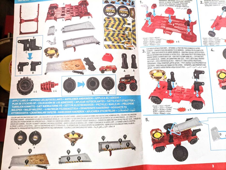 Hot Wheels Monster Trucks Down Hill Race & Go