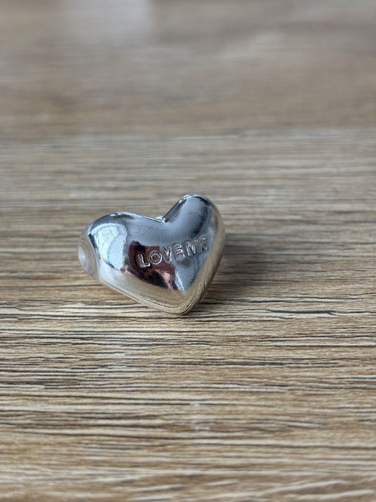 Elegancki duży pierścionek sygnet serce love me srebrny s925