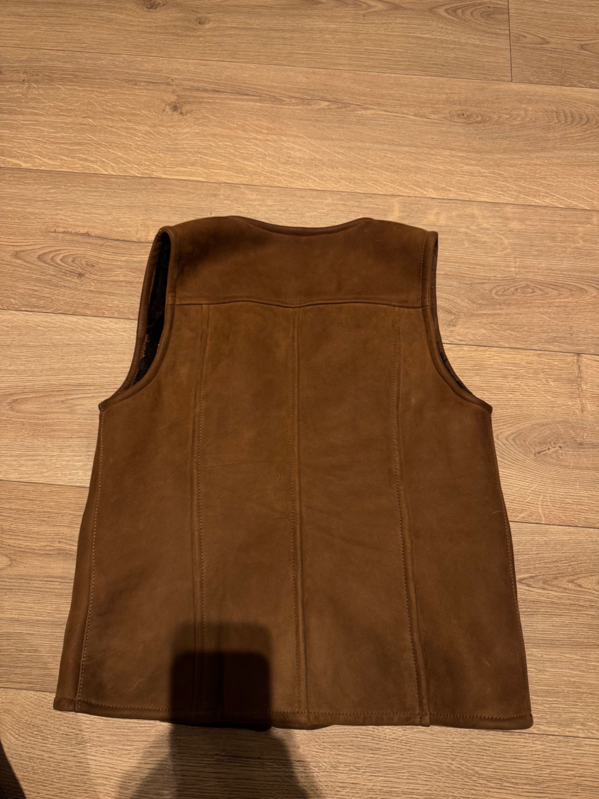 Kamizelka z skóry massimo dutti