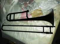 Trombone tenor preto
