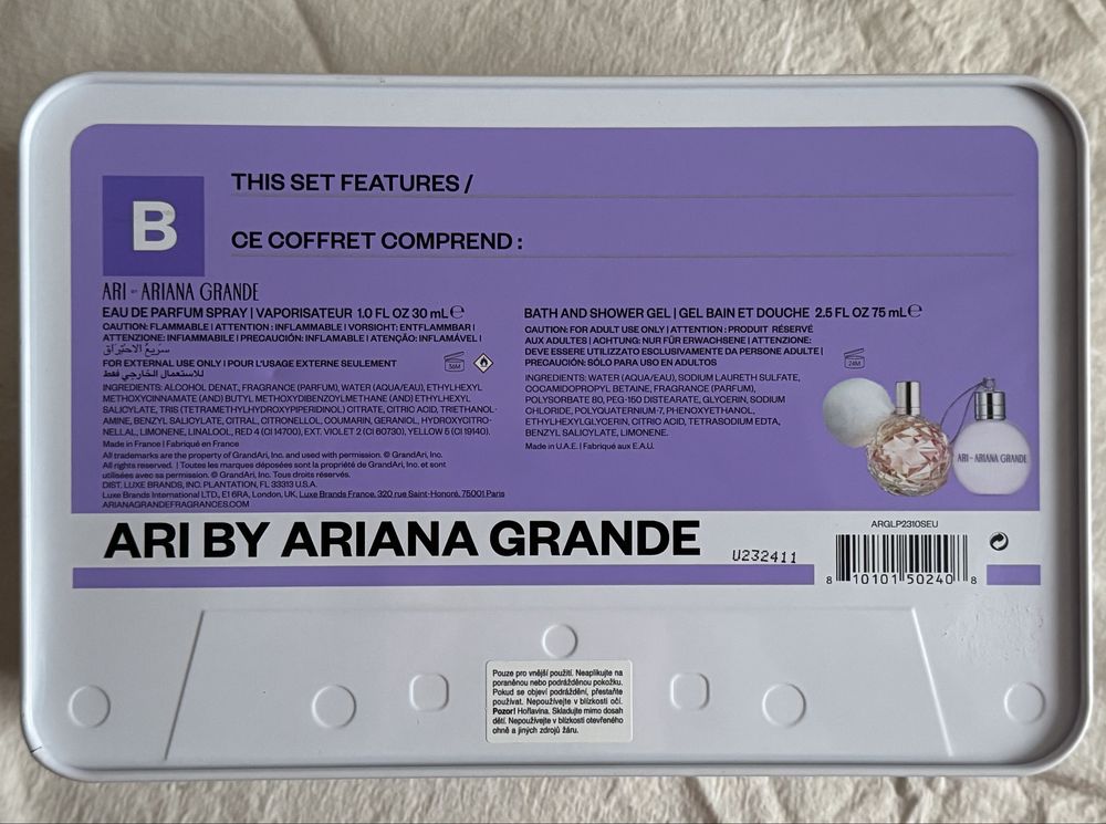 ariana grande by ari