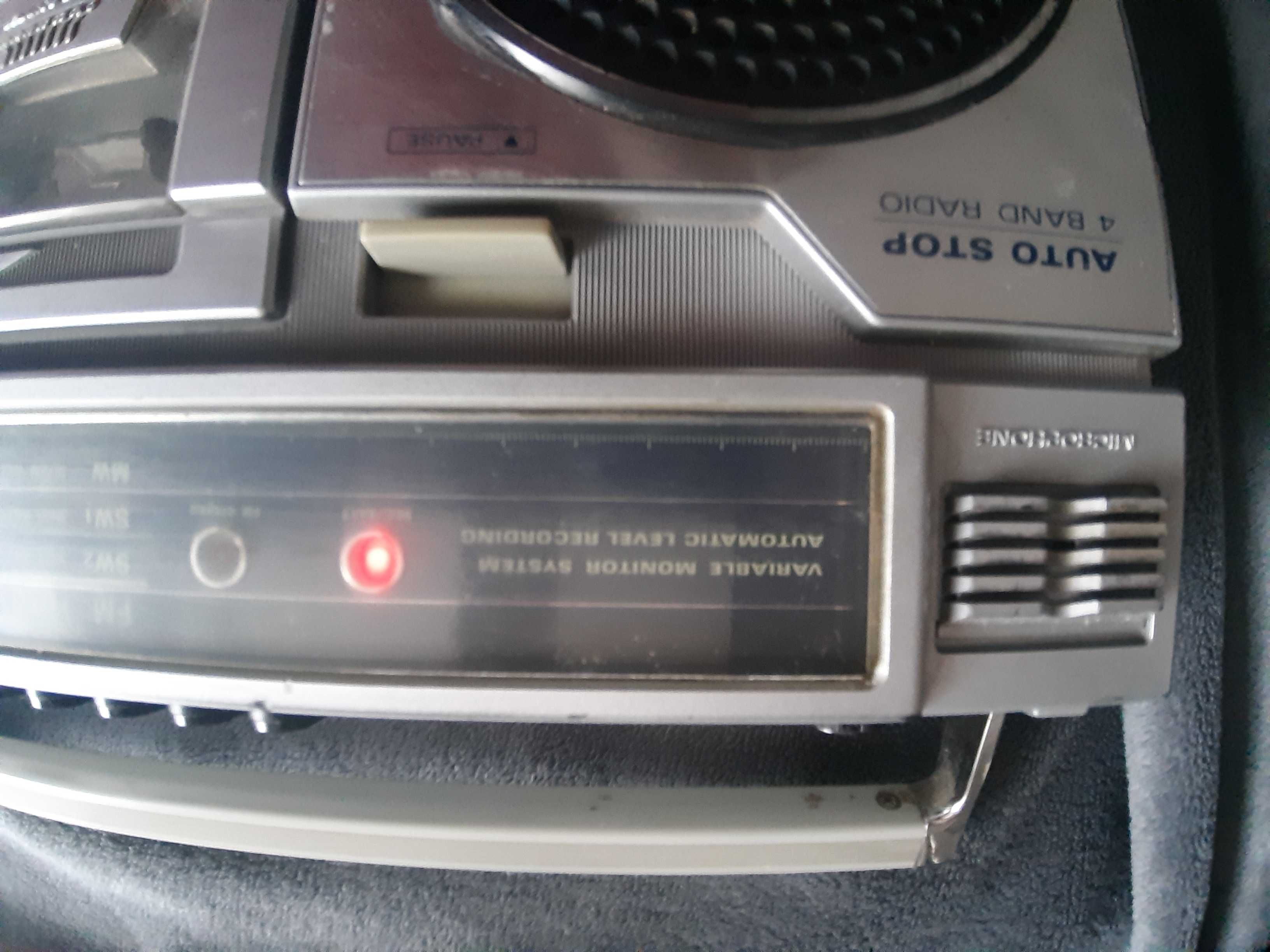 Radiomagnetofon SANYO MK9921K 1979 rok