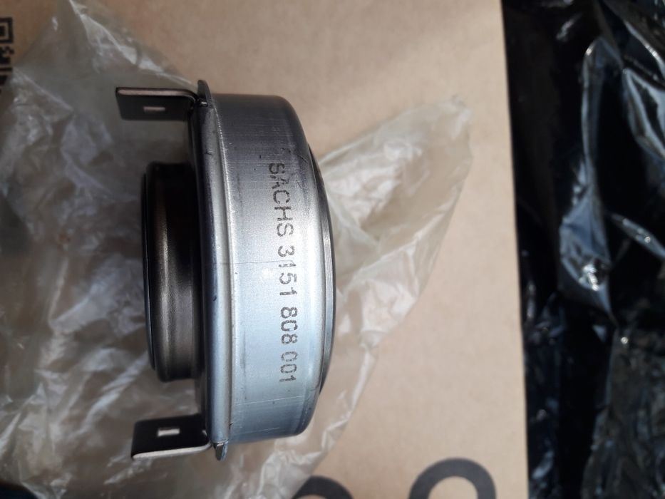 Вижимний підшипник.