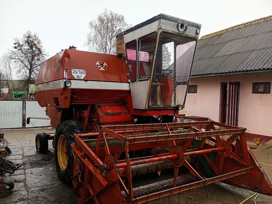 Комбайн Massey Ferguson 186комбайе