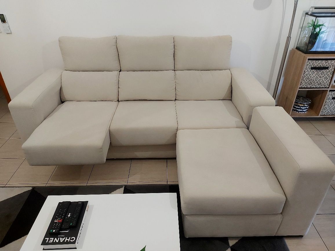 Sofá cor creme chaise longue SEMI NOVO