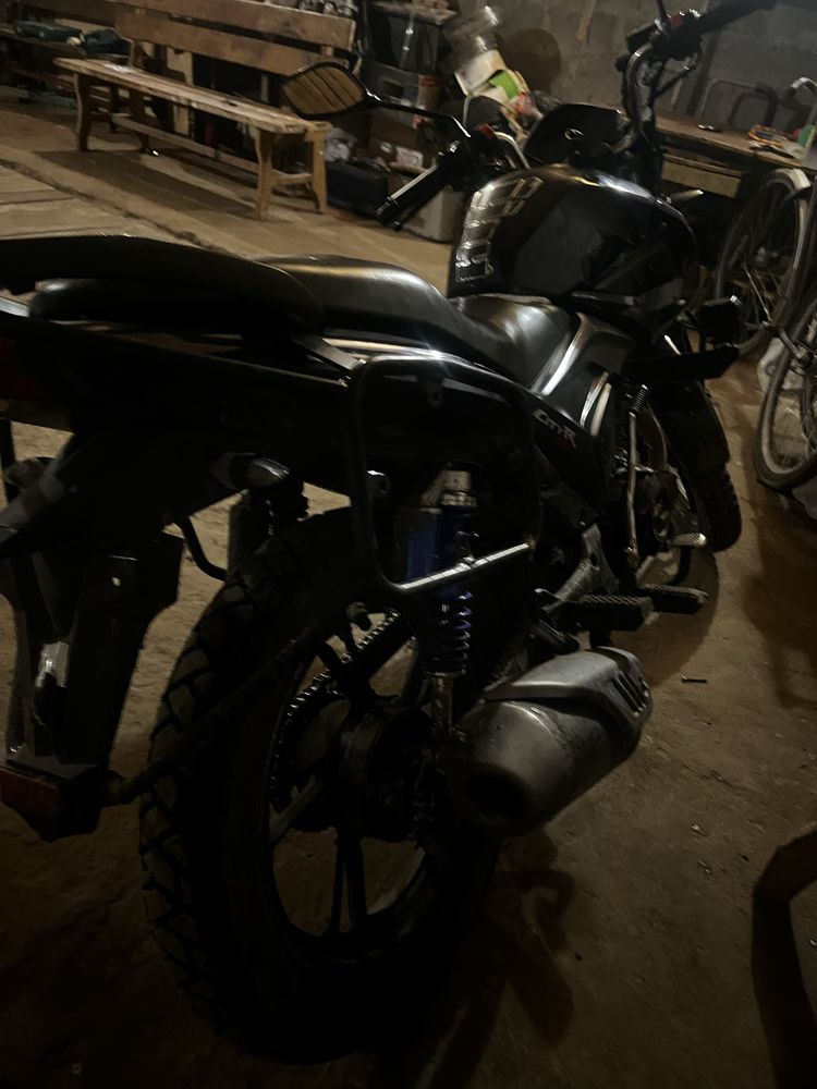 мотоцикл Lifan cityr 200