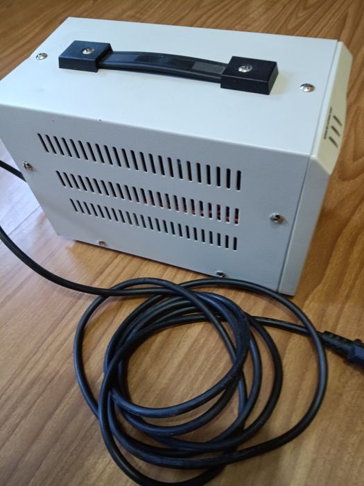 Стабілізатор Puls RS-1000