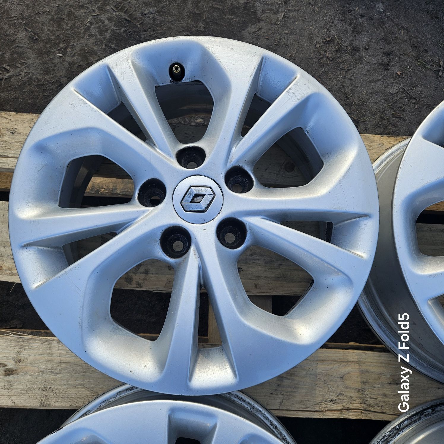 Alufelgi 15 Renault Kangoo Mercedes Citan 5x108 ET44 TPMS