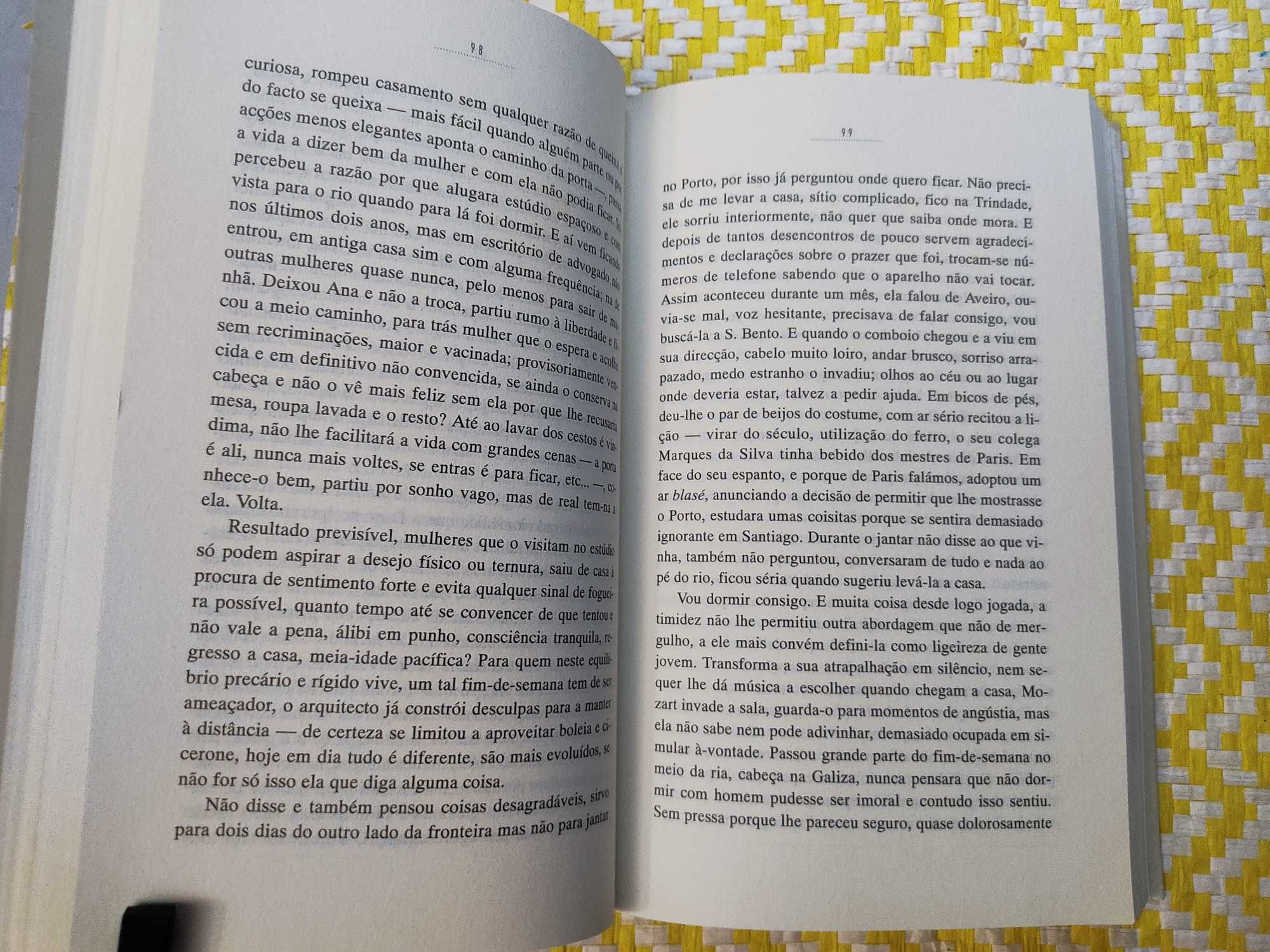 MUROS
de Júlio Machado Vaz