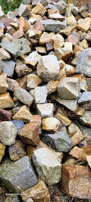 Oddam kostkę granitową