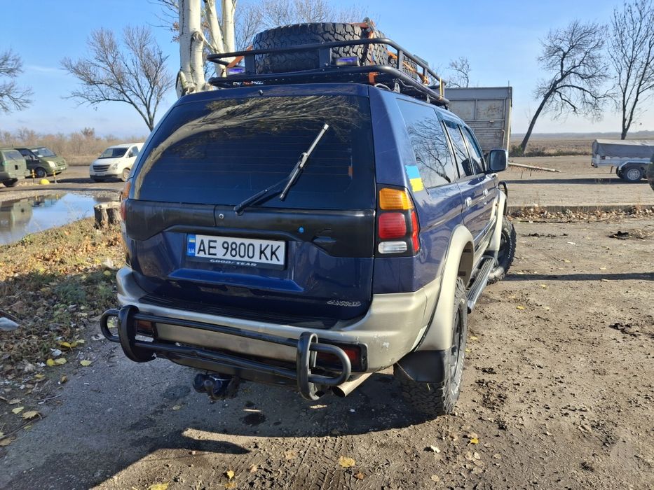 Мітсубіші паджеро спорт