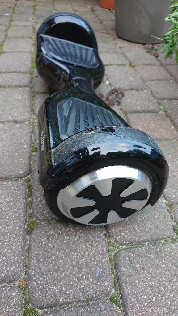 Hoverboard i ladowarka