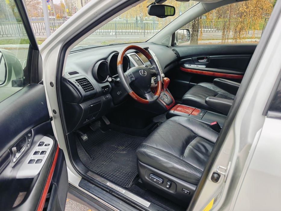 Продам Lexus RX300